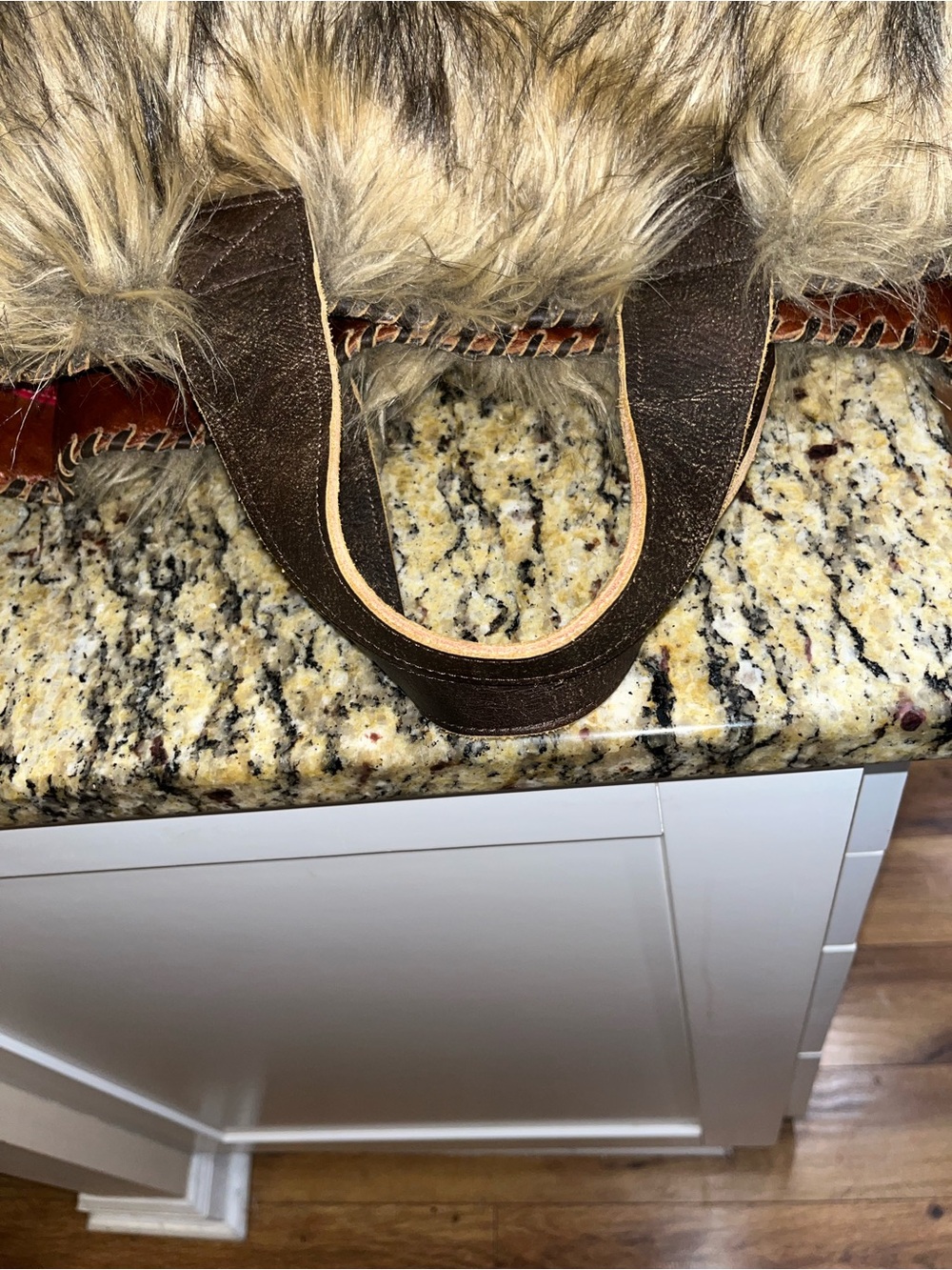 Like new Kurtmen Coyote and Cowhide Western Boho Handbag - Picture 6 of 8